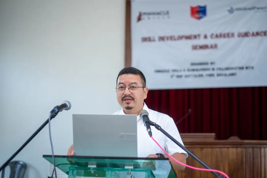 Phek-seminar